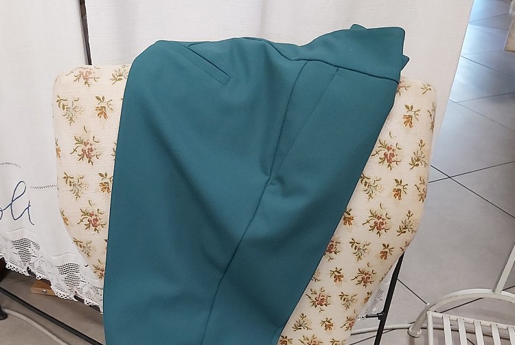 Lavaggio e Stiro Pantalone